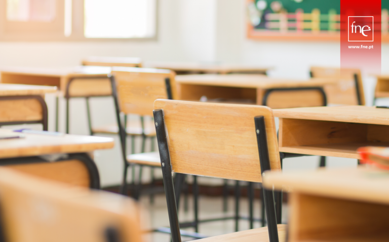 Presidente da República promulga diploma sobre professores, mas com sérios avisos ao governo