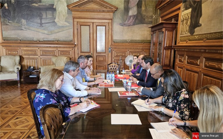 FNE reuniu com CHEGA