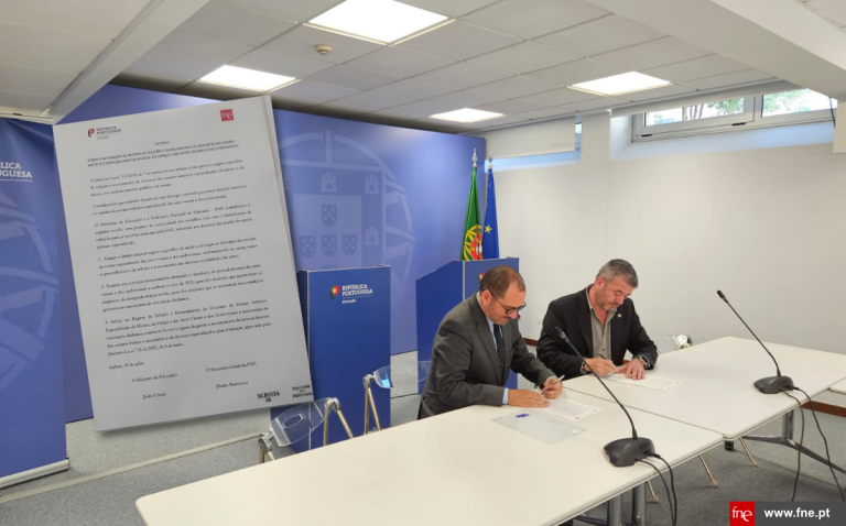 LUSA | Governo chega a acordo com FNE para vinculação dos docentes do ensino artístico
