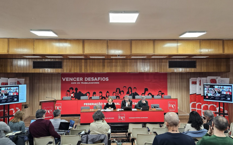 FNE: valorização dos professores deve ser prioridade do próximo Governo